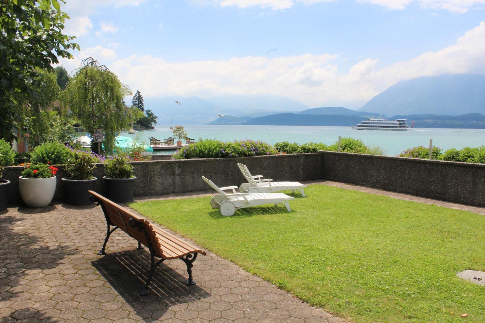 Hotel Restaurant Bellevue Au Lac Thun Exterior foto