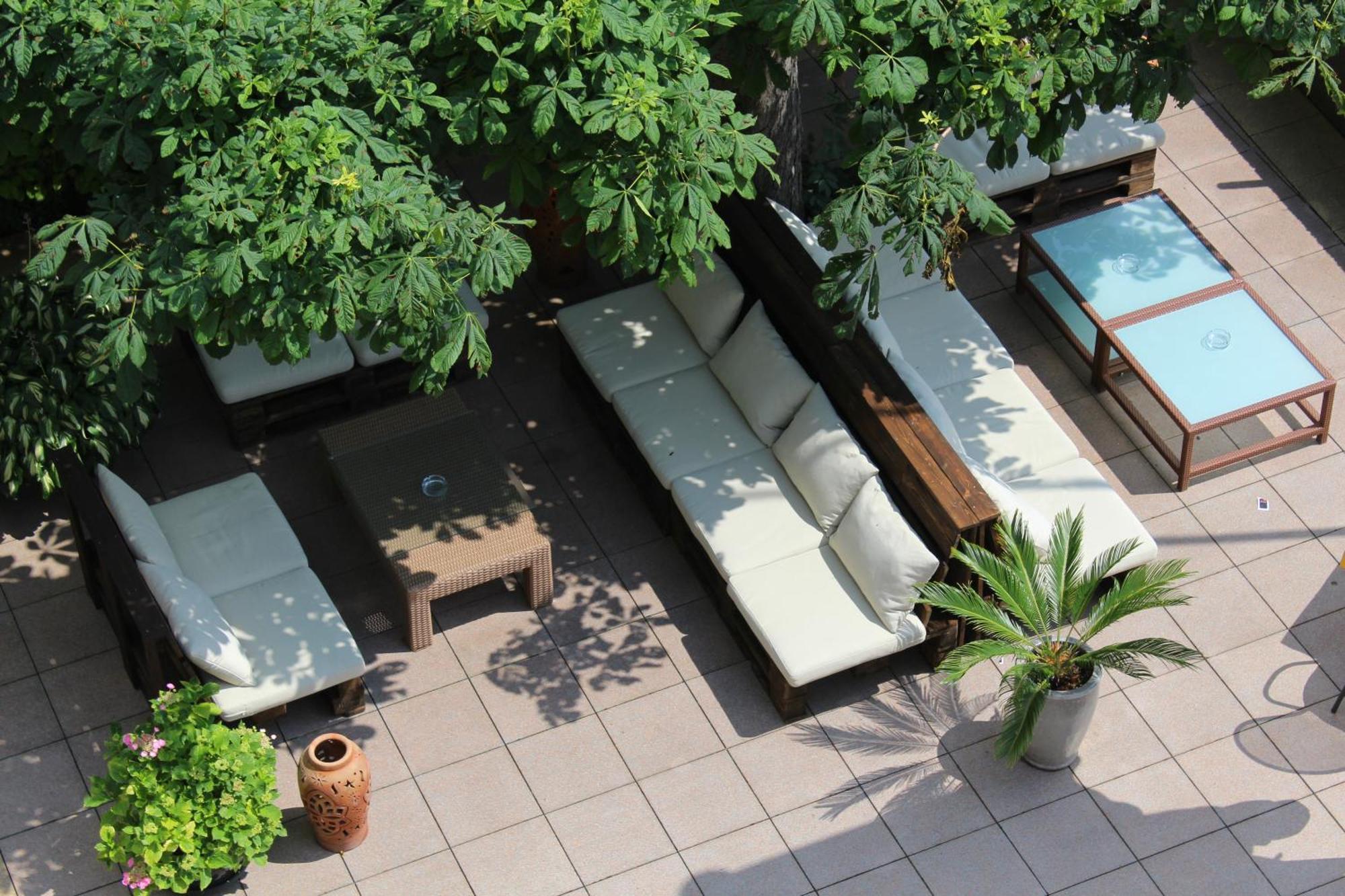 Hotel Restaurant Bellevue Au Lac Thun Exterior foto